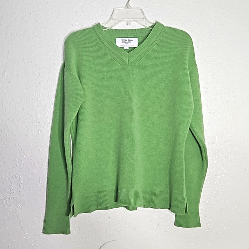 Kerry Woollen Mills Ireland green vneck Merino & Cashmere wool blend sweater Med